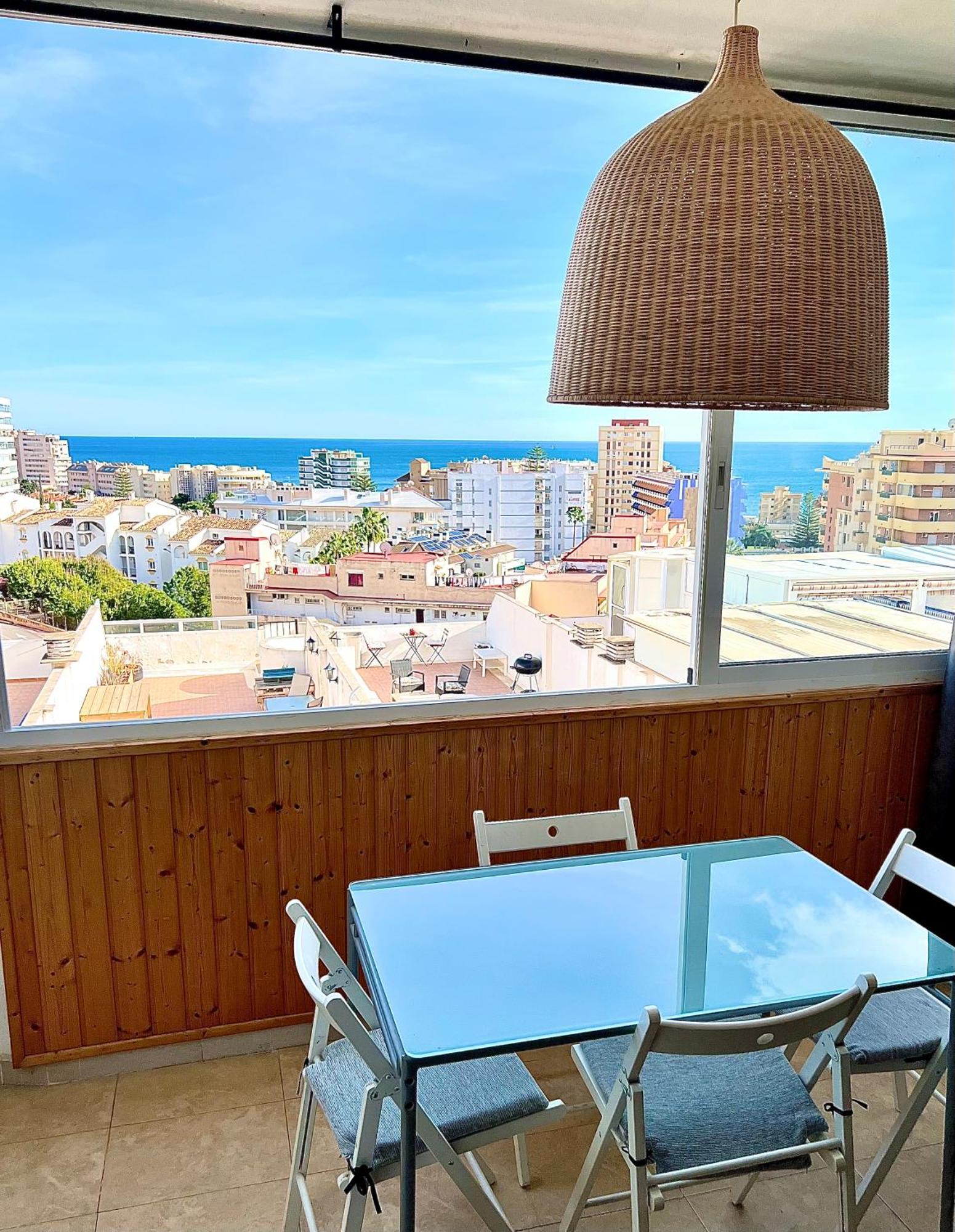 Cozy Fuengirola Apartment With Sea View & Pool מראה חיצוני תמונה